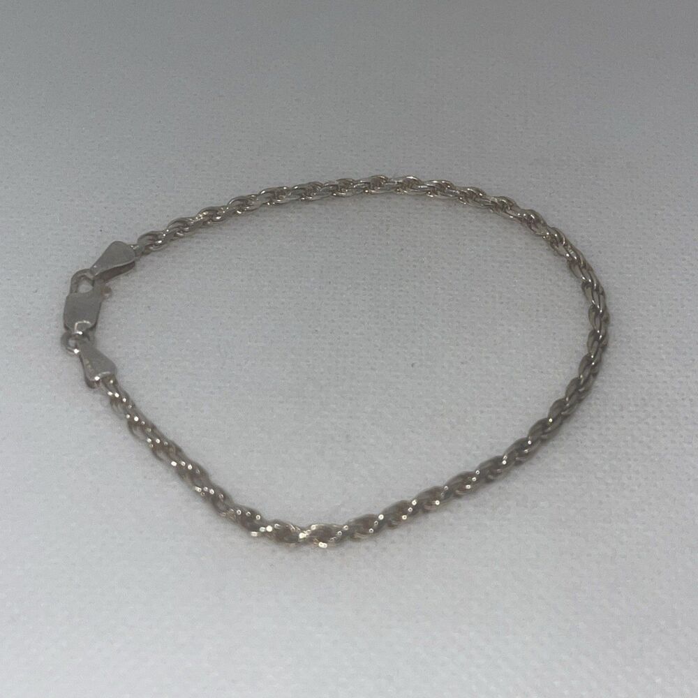 Vtg Italy Sterling Silver 925 Thin Twisted Rope Chain 8" Bracelet - Picture 3 of 5